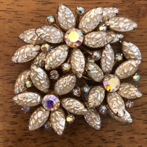 Silver Floral Accented Brooch